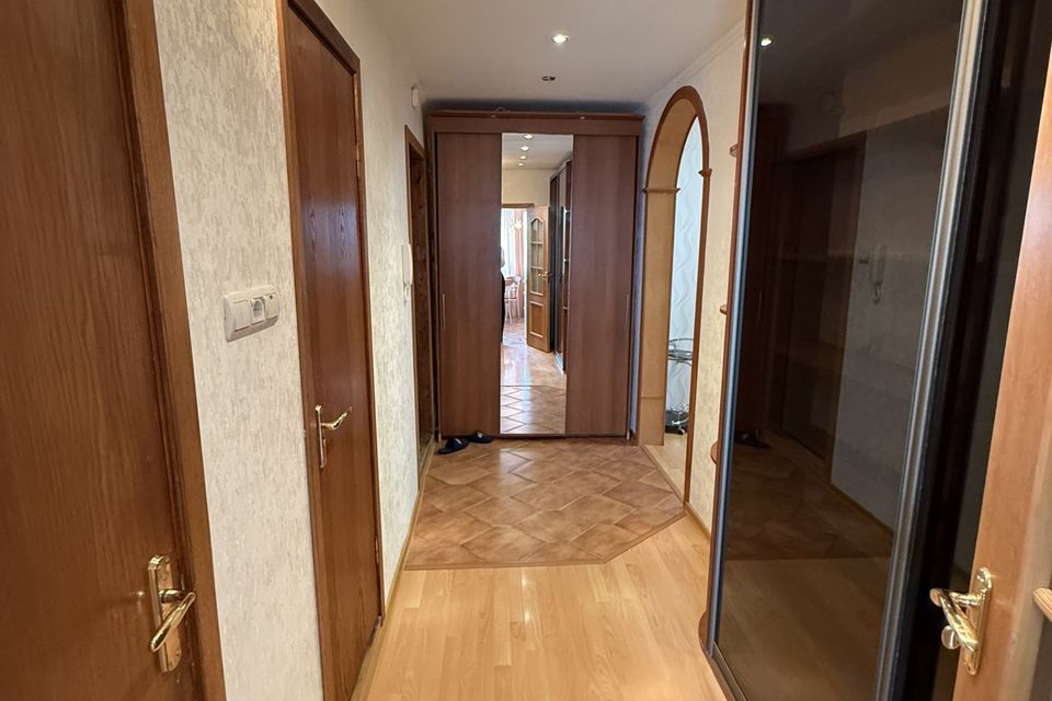 Продаётся 3-комнатная квартира, 77.3 м²