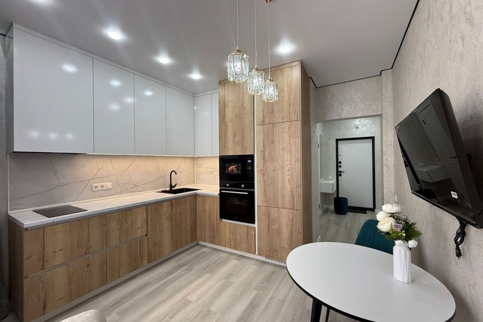 Продаётся 1-комнатная квартира, 43 м²
