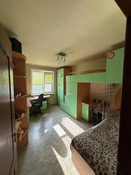 Продаётся 3-комнатная квартира, 45 м²