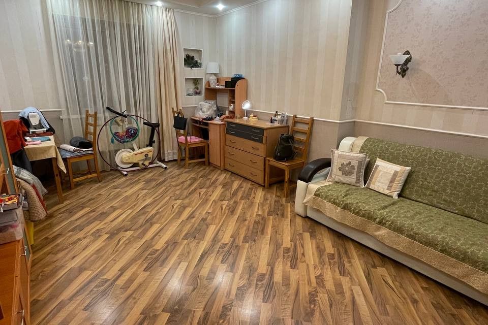 Продаётся 2-комнатная квартира, 64.2 м²