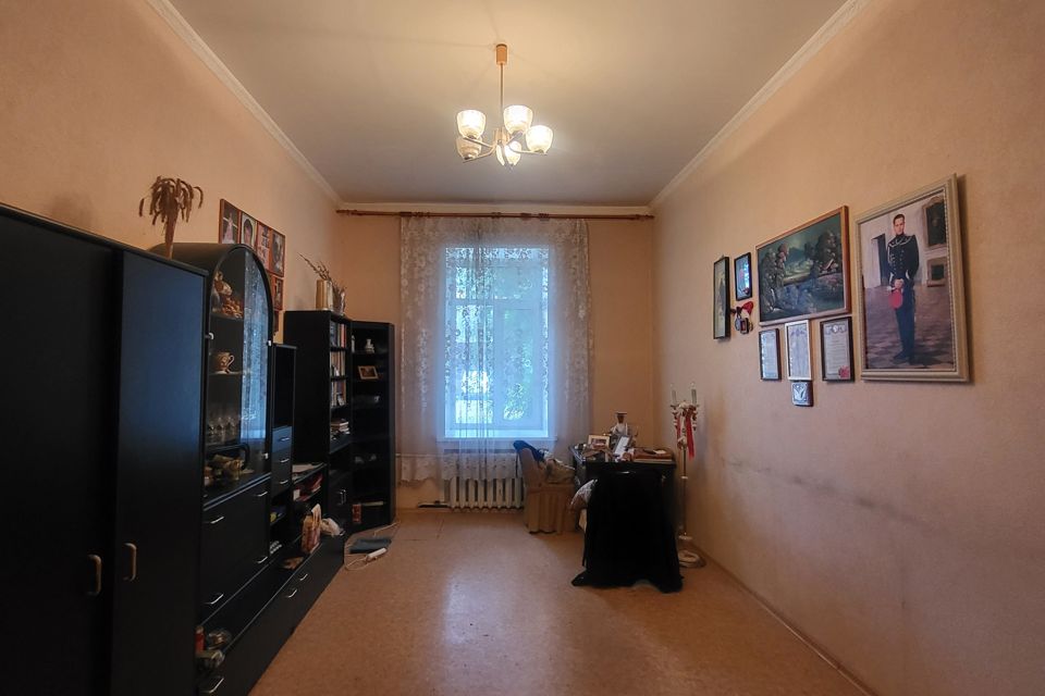 Продаётся 2-комнатная квартира, 63.8 м²