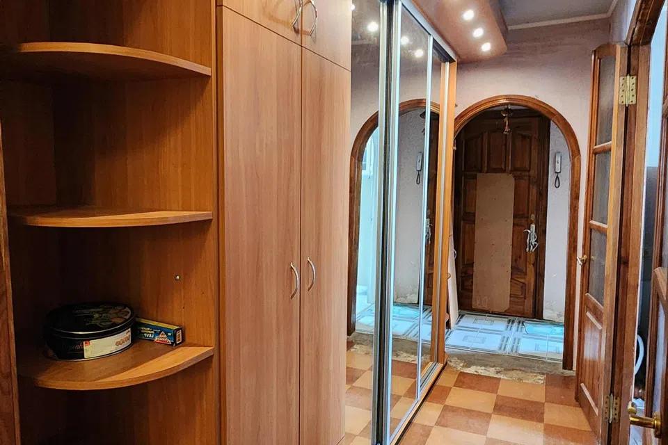 Продаётся 3-комнатная квартира, 72.6 м²