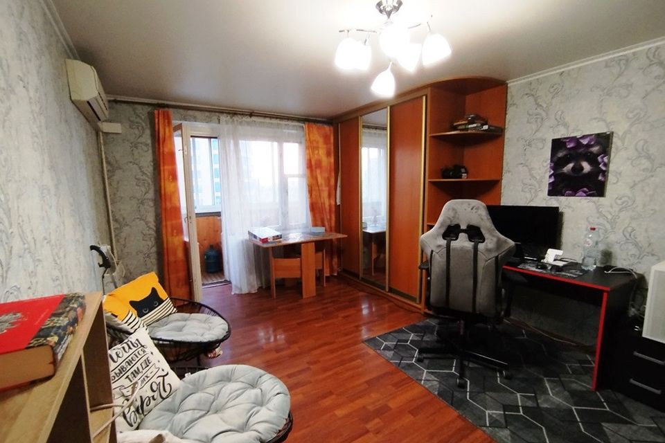 Продаётся 1-комнатная квартира, 35.7 м²