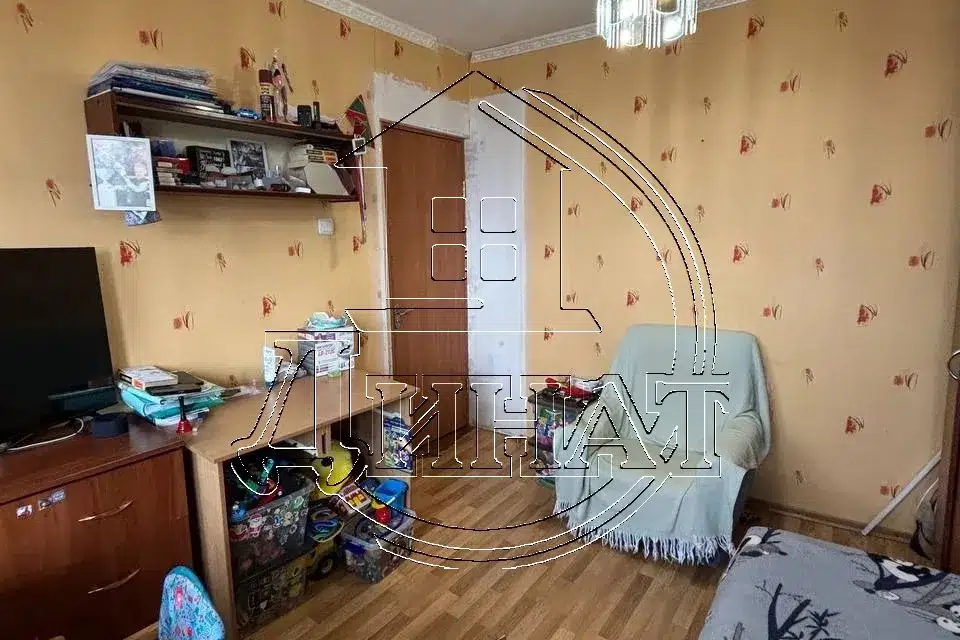 Продаётся 3-комнатная квартира, 57.8 м²