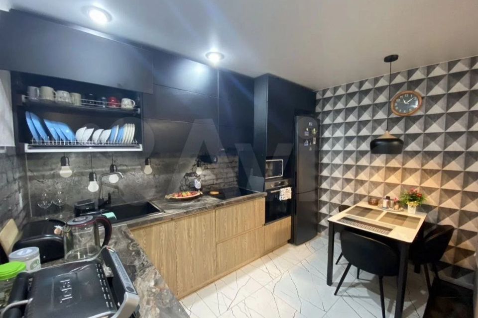 Продаётся 3-комнатная квартира, 67 м²