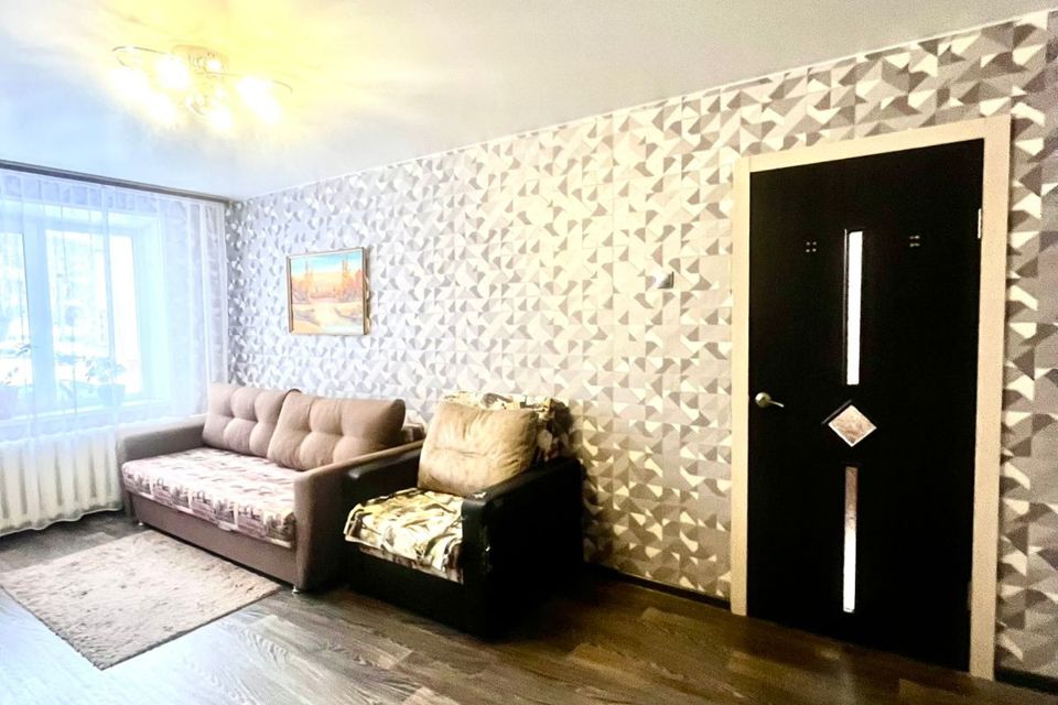Продаётся 3-комнатная квартира, 62 м²
