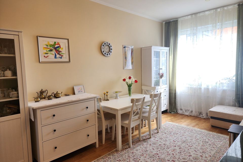 Продаётся 1-комнатная квартира, 44.4 м²