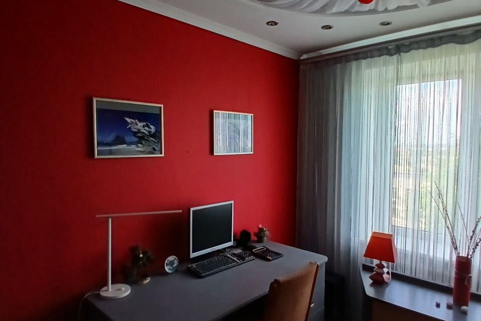 Продаётся 4-комнатная квартира, 79 м²