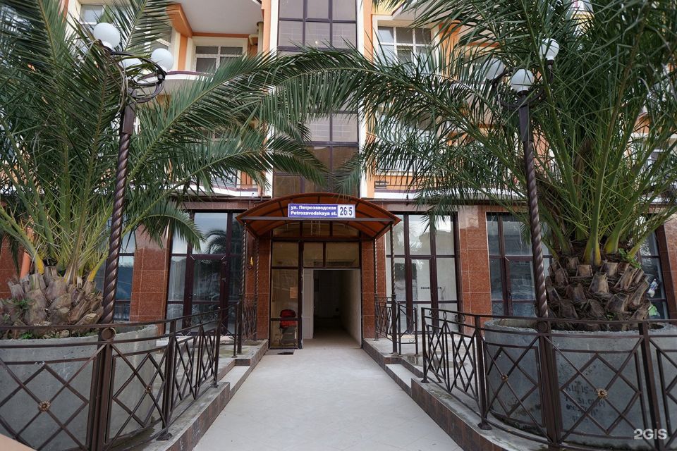 Продаётся 2-комнатная квартира, 65 м²
