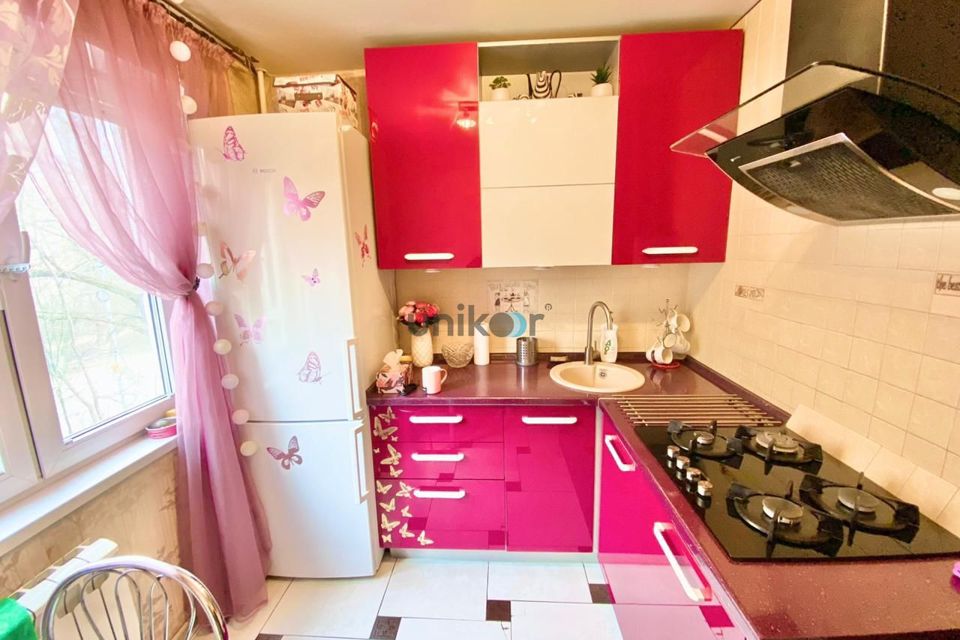 Продаётся 3-комнатная квартира, 58.2 м²