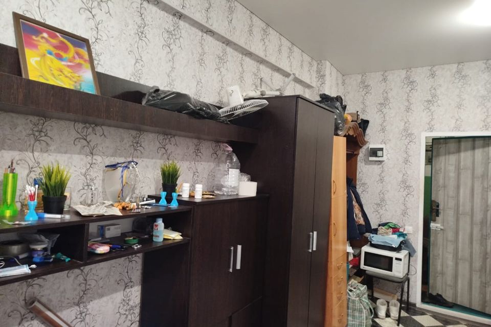 Продаётся комната в 1-комн. квартире, 18 м²
