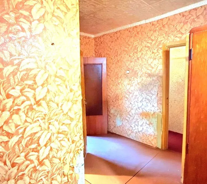 Продаётся 1-комнатная квартира, 42 м²