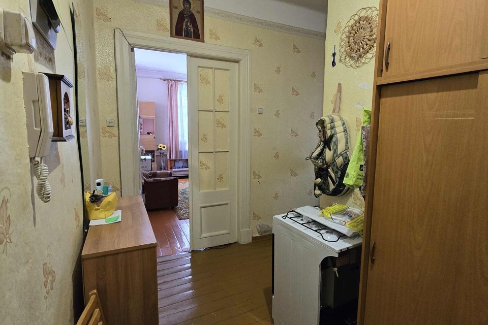 Продаётся 2-комнатная квартира, 61.5 м²