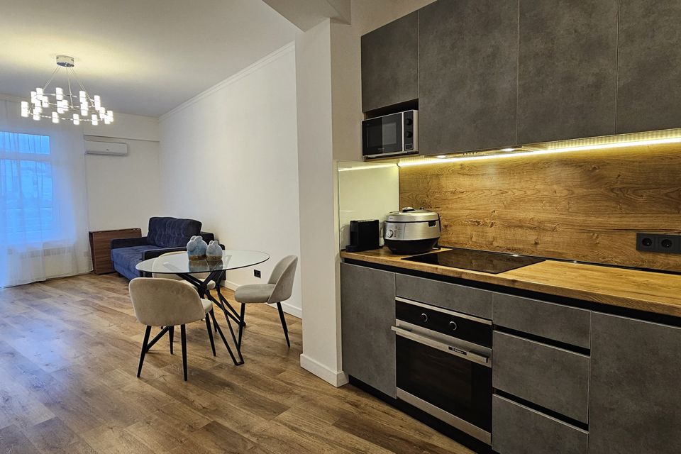 Продаётся 2-комнатная квартира, 74.5 м²