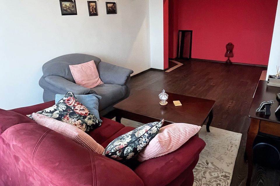 Продаётся 3-комнатная квартира, 73.5 м²