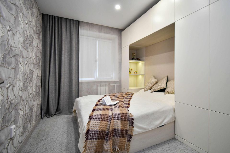 Продаётся 4-комнатная квартира, 81.8 м²