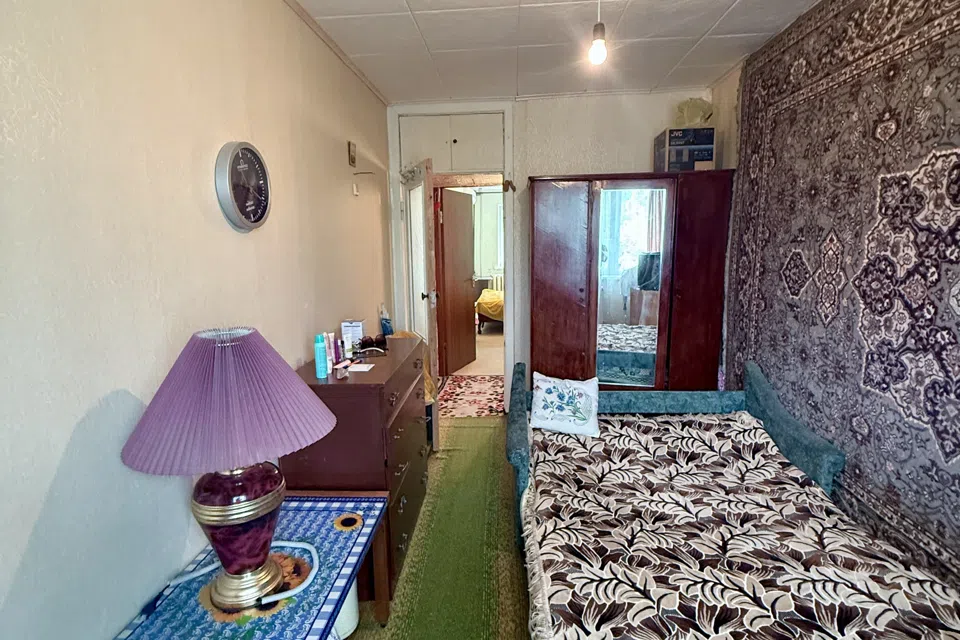 Продаётся 3-комнатная квартира, 58.5 м²