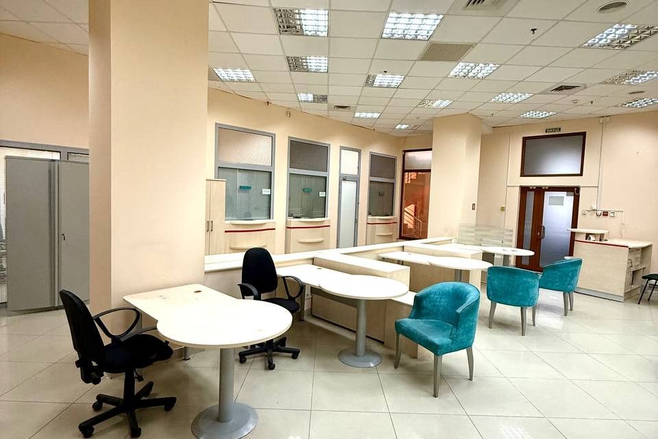 Продаётся помещение своб. назначения, 445 м²