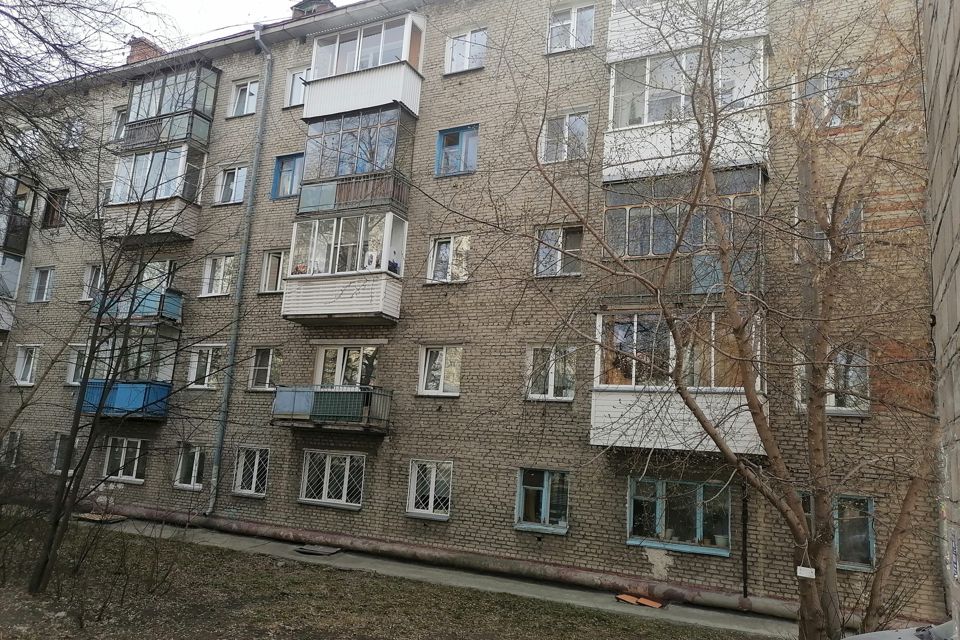 Продаётся 3-комнатная квартира, 58.5 м²