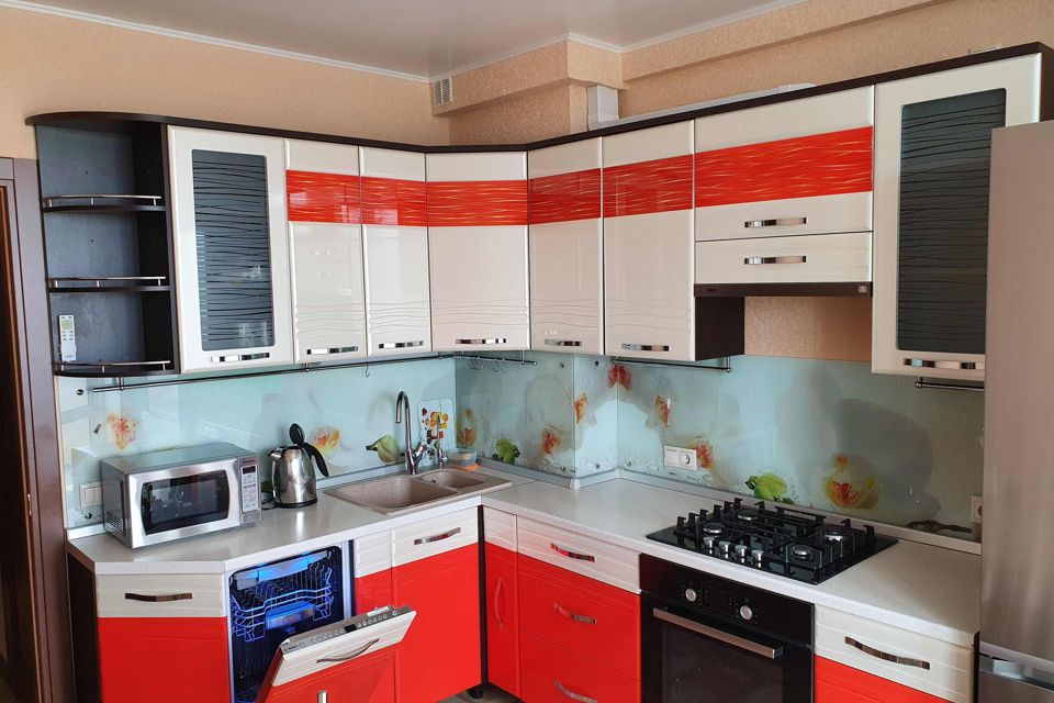 Сдаётся 3-комнатная квартира, 78.3 м²