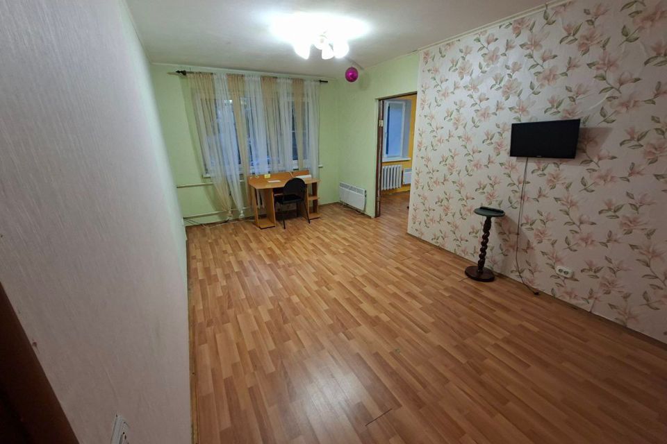 Продаётся 3-комнатная квартира, 54.7 м²
