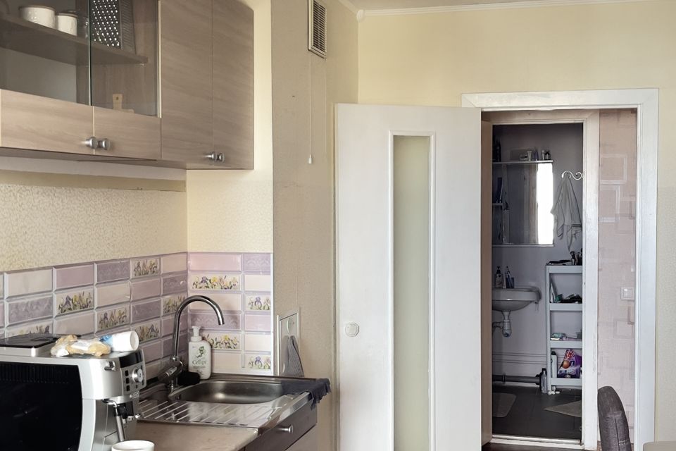 Продаётся 1-комнатная квартира, 38 м²
