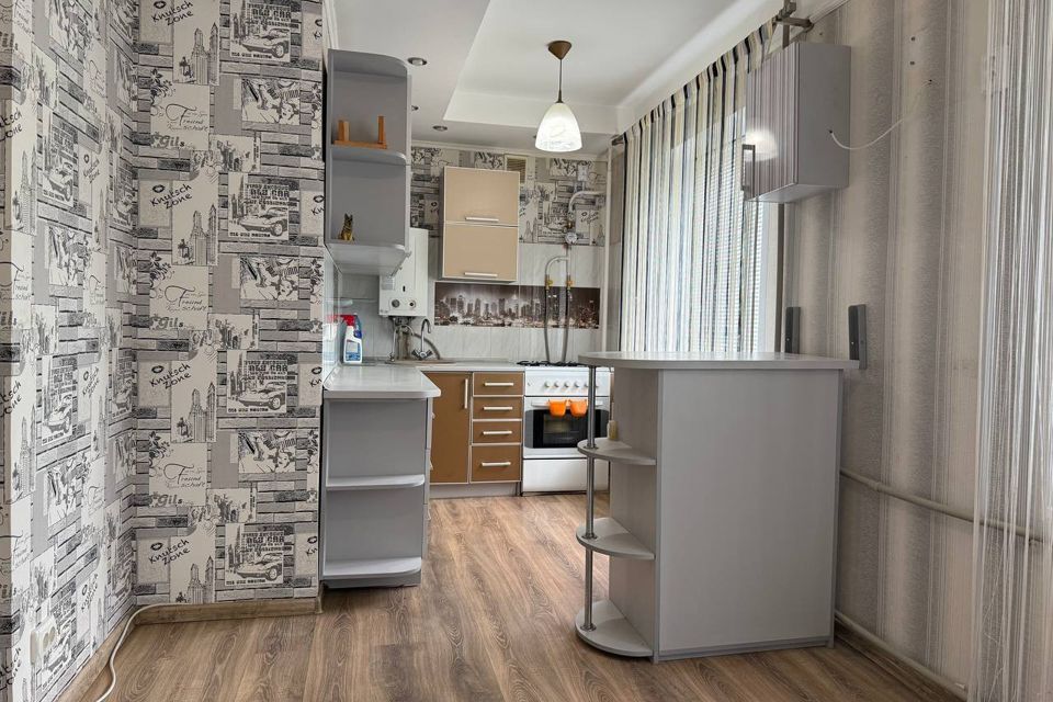 Продаётся 3-комнатная квартира, 57 м²