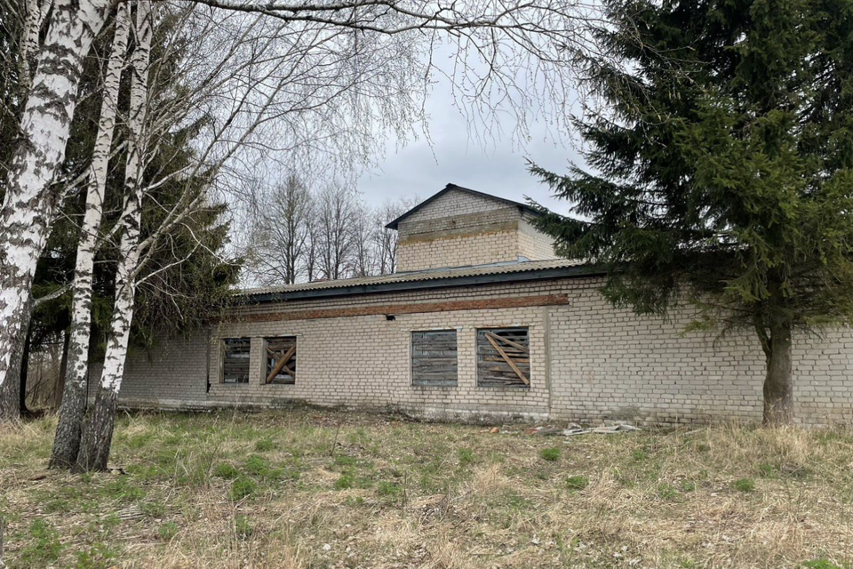 Продаётся 4-комнатная квартира, 130.6 м²