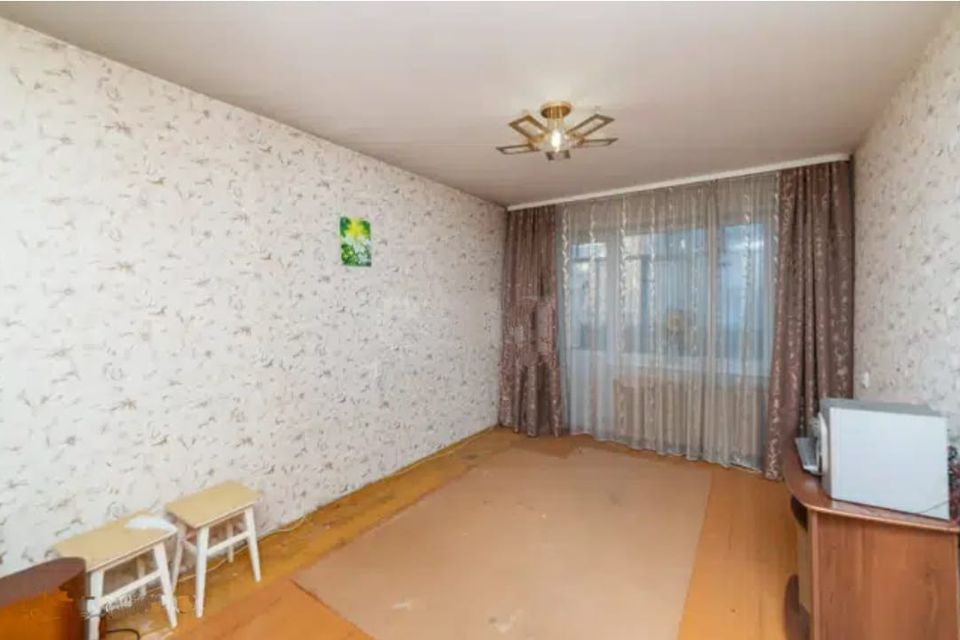 Продаётся 3-комнатная квартира, 62.8 м²