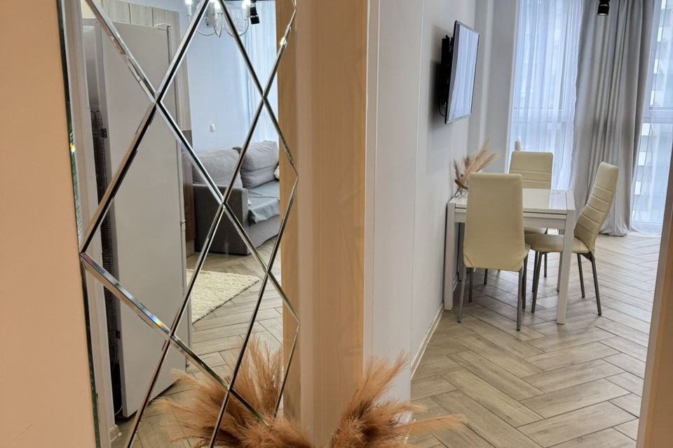 Сдаётся 1-комнатная квартира, 42 м²
