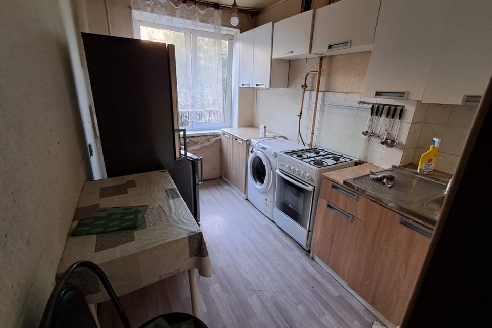 Продаётся 3-комнатная квартира, 59.3 м²