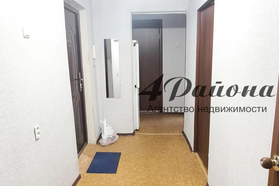 Продаётся 2-комнатная квартира, 56.8 м²