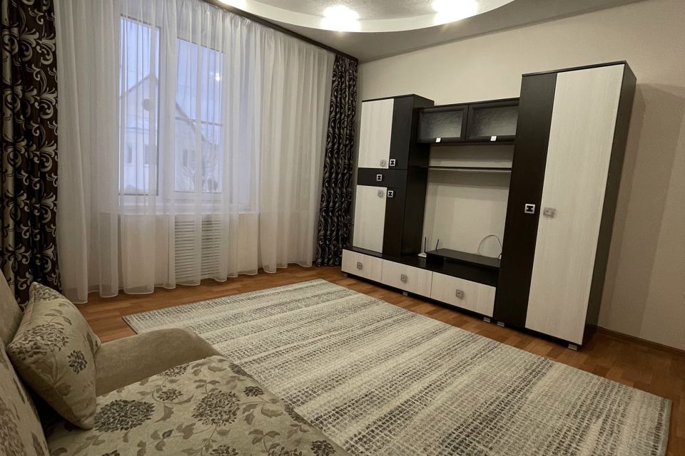 Продаётся 2-комнатная квартира, 43.8 м²