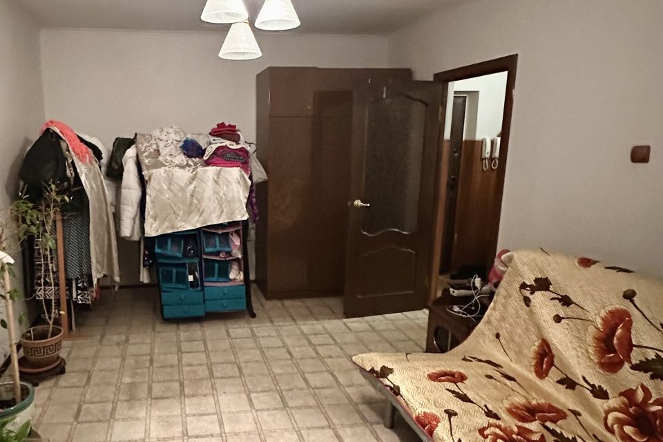 Продаётся 1-комнатная квартира, 40.2 м²