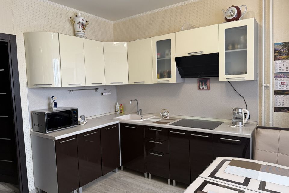 Продаётся 2-комнатная квартира, 59.4 м²