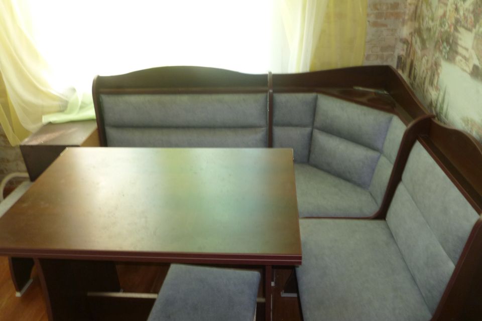 Продаётся 2-комнатная квартира, 42.4 м²