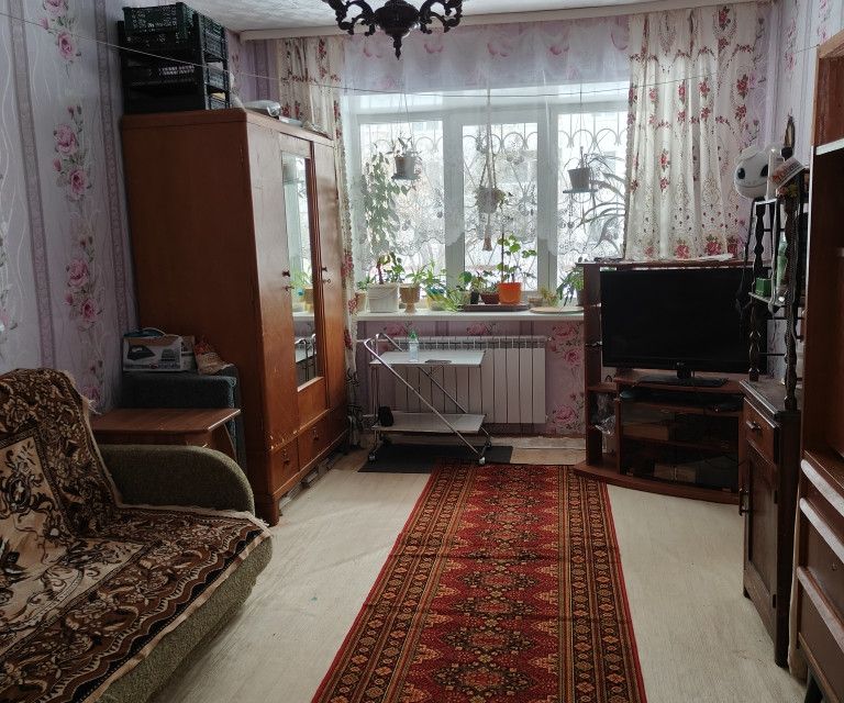Продаётся 3-комнатная квартира, 55.7 м²