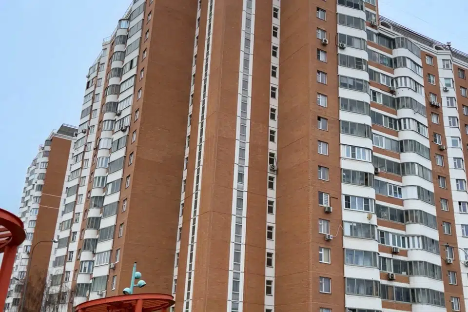 Продаётся 2-комнатная квартира, 59.8 м²