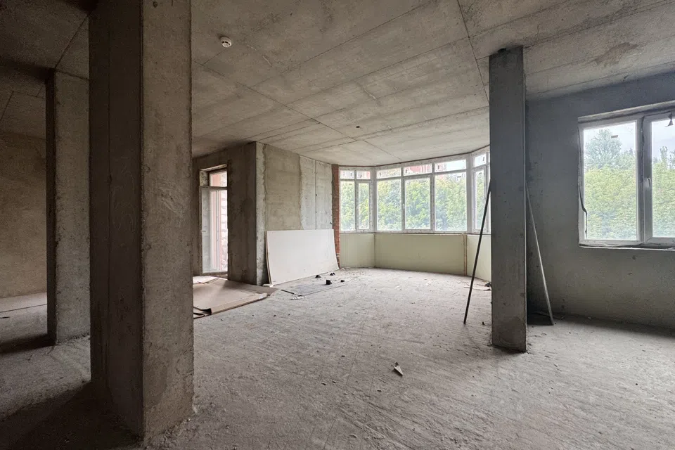 Продаётся 4-комнатная квартира, 112 м²
