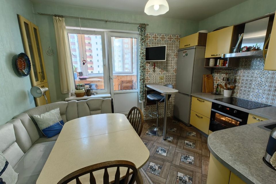 Продаётся 2-комнатная квартира, 67.2 м²