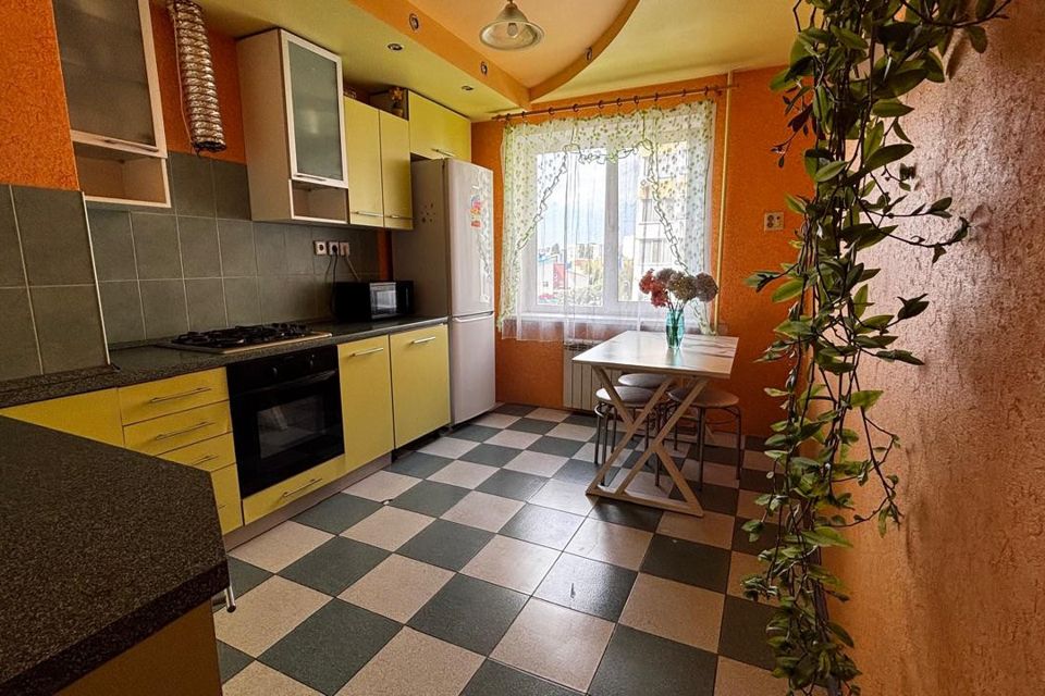 Продаётся 3-комнатная квартира, 63 м²