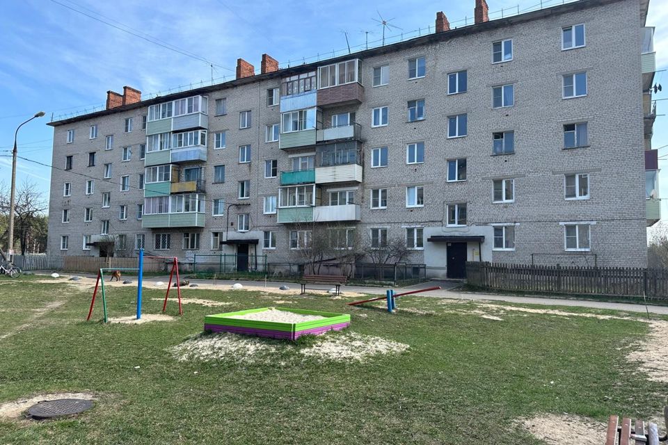 Продаётся 3-комнатная квартира, 51.2 м²