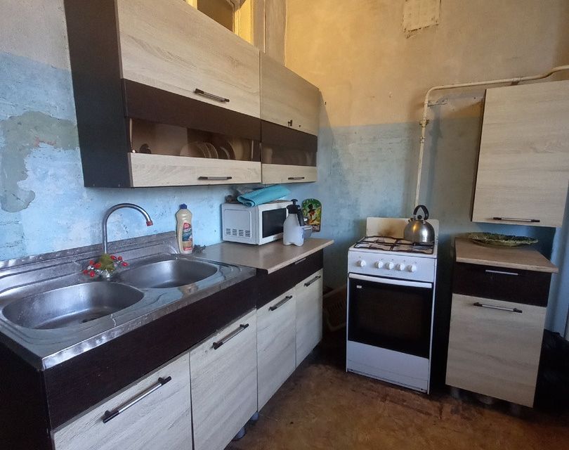 Продаётся 3 комнаты в 3-комн. квартире, 38 м²