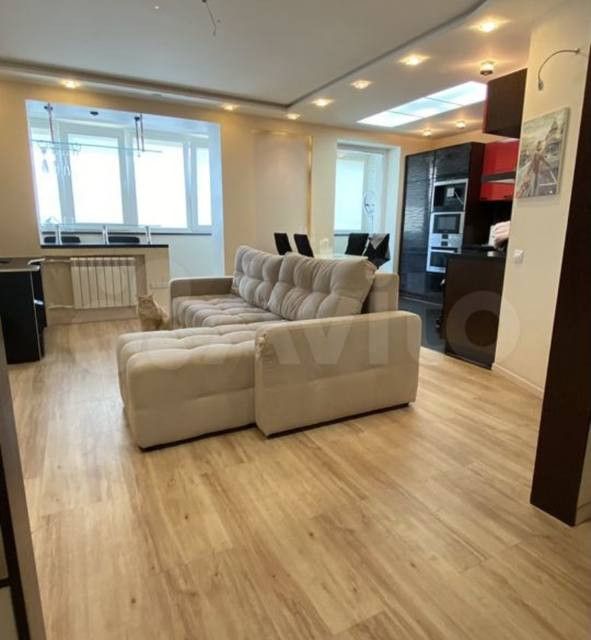 Продаётся 3-комнатная квартира, 67.3 м²
