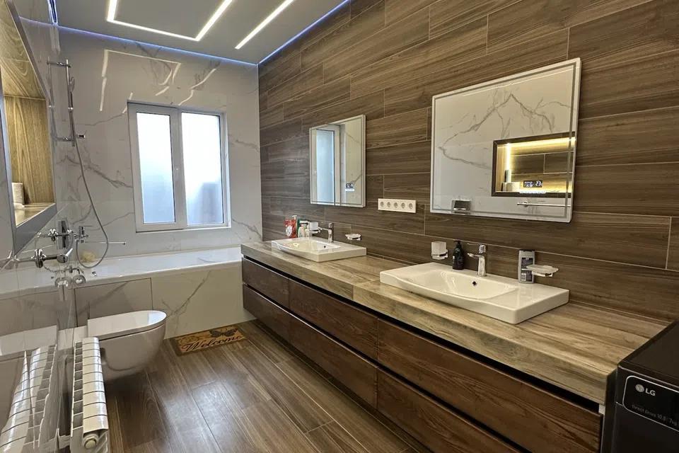 Продаётся 2-этажный дом, 210 м²