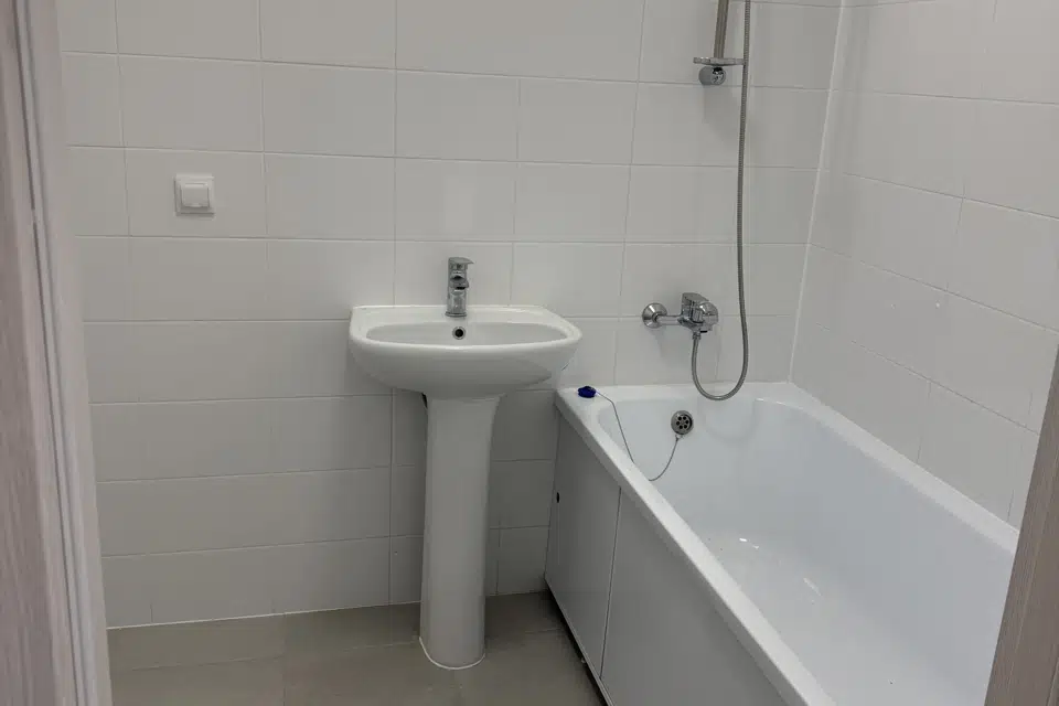 Продаётся 2-комнатная квартира, 56 м²