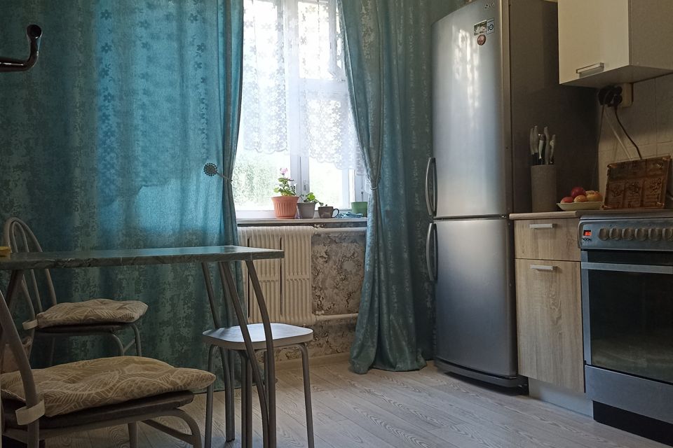 Продаётся 1-комнатная квартира, 38.4 м²