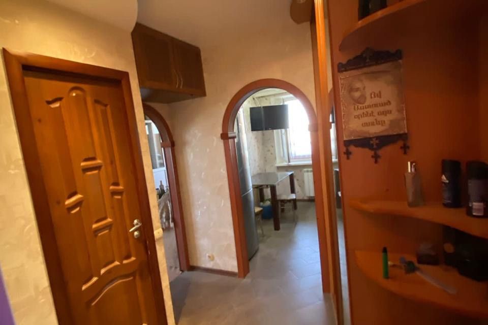 Продаётся 1-комнатная квартира, 37 м²