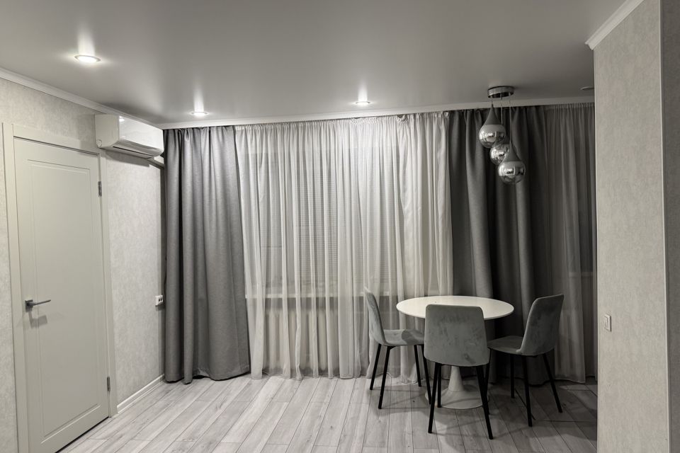 Продаётся 2-комнатная квартира, 42.9 м²