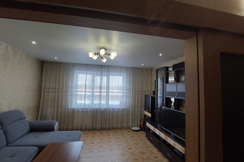 Продаётся 4-комнатная квартира, 77 м²